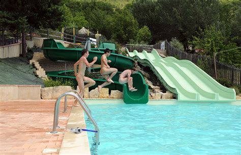 piscine naturiste angers|Lieux de naturisme sur Angers ou très proche